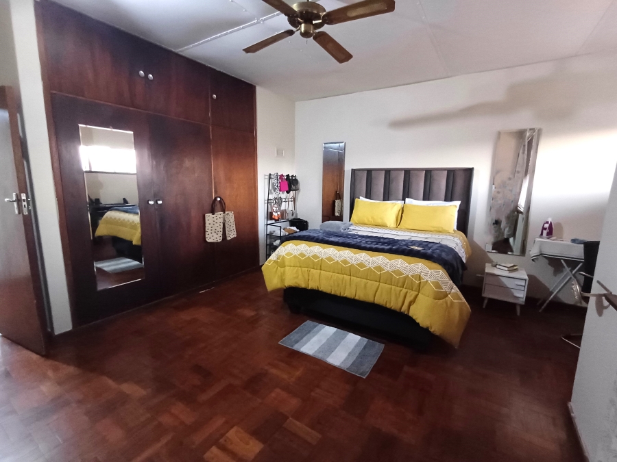 2 Bedroom Property for Sale in Uitenhage Central Eastern Cape